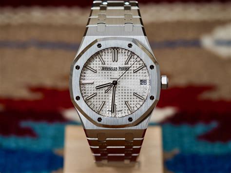 audemars piguet white royal oak|audemars piguet royal oak precio.